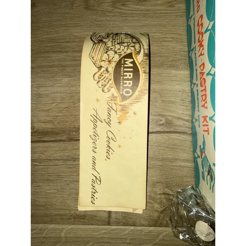 Mirro vintage cookie